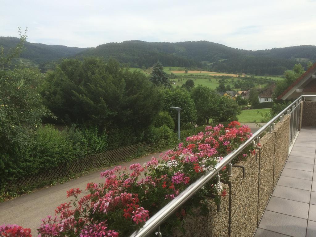 Haus Gerlinde Hotel Zell am Harmersbach Bagian luar foto